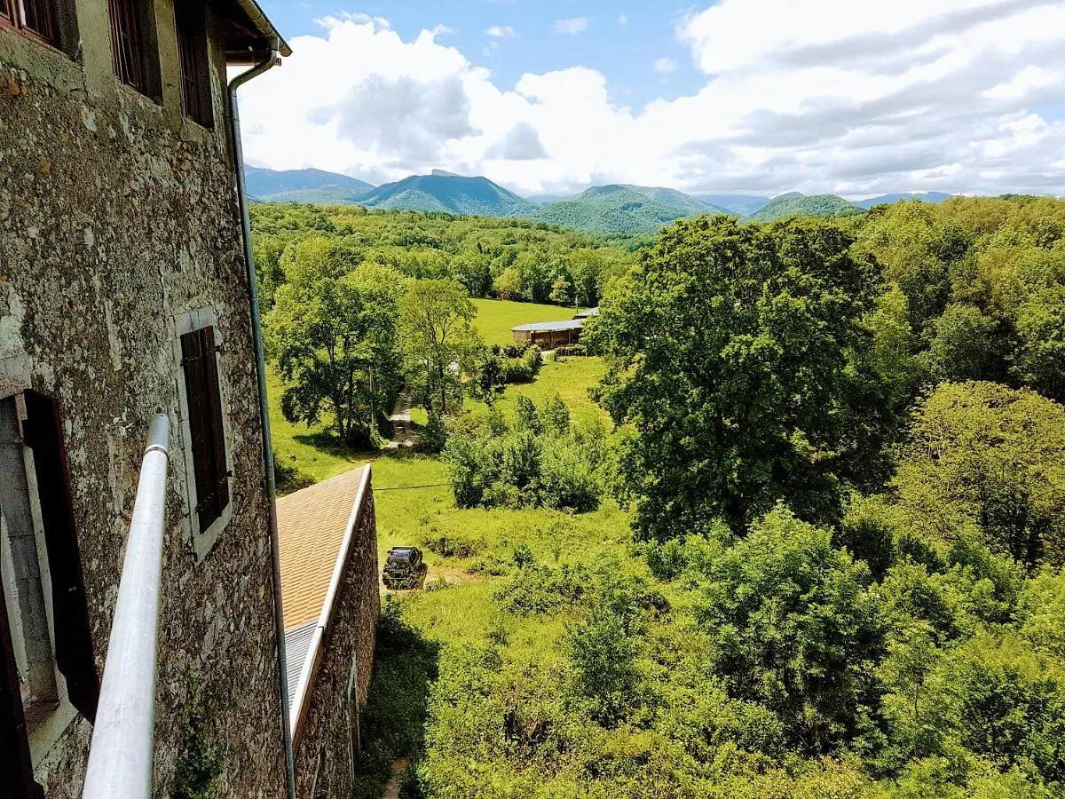 Chateau De Montegut Hotel